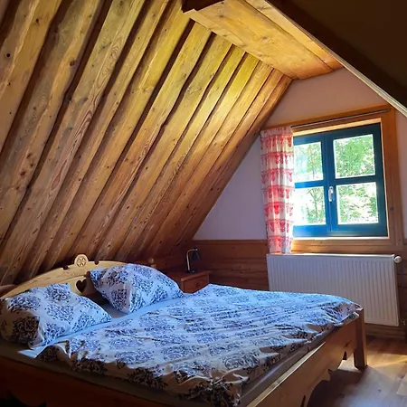 Valika *