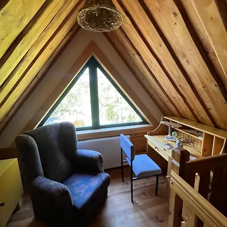 Valika Езерско